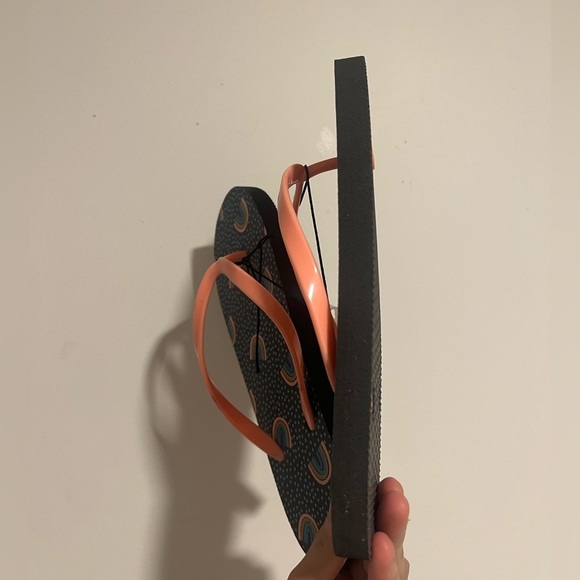 Cat and jack flip flops new rainbow style navy color size 4/5 kids Sandler new - Picture 2 of 6